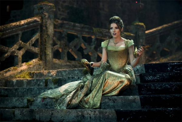 Into the Woods Anna Kendrick Singing On the Steps of the Palace